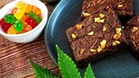 女人的逼被扒开艹大麻披上糖果外衣！美国儿童和青少年成了受害者